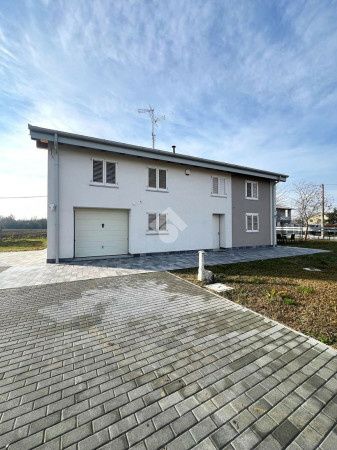 Vivienda similar