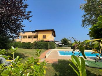 Vivienda similar