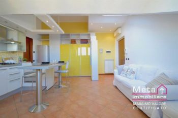 Imagen Mansarda arredata Laghetto