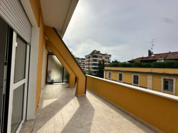 Imagen Appartamento arredato con terrazzo V giornate, xxii marzo, porta romana