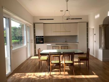 Imagen Appartamento arredato con terrazzo Eur, laurentino, checchignola, montagnola, fonte meravigliosa