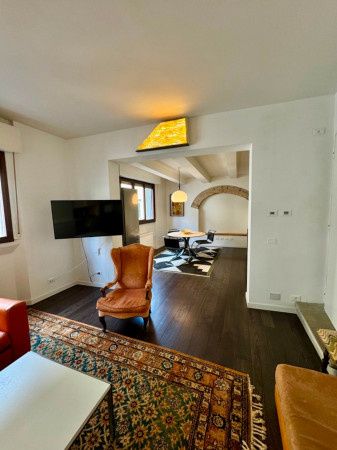 Imagen Appartamento arredato con terrazzo Centro storico