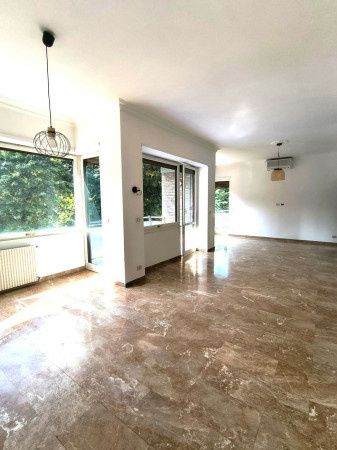 Imagen Appartamento arredato con terrazzo Eur, laurentino, checchignola, montagnola, fonte meravigliosa