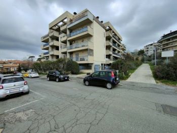 Imagen Appartamento arredato con terrazzo Centro