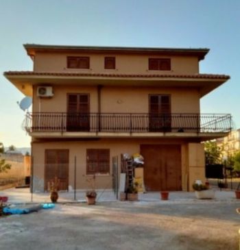 Vivienda similar