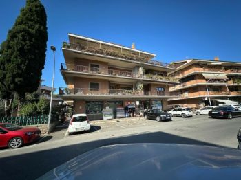 Imagen Attico arredato con terrazzo Marino