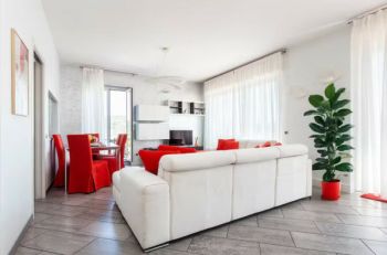 Imagen Attico arredato con terrazzo Centro