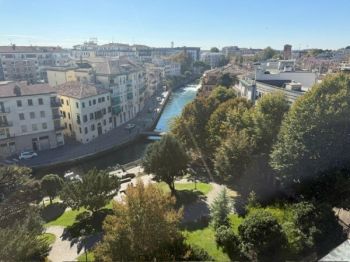 Imagen Attico arredato con terrazzo Treviso