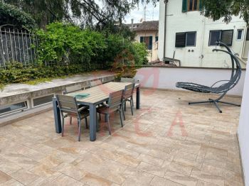 Imagen Appartamento arredato con terrazzo Centro storico