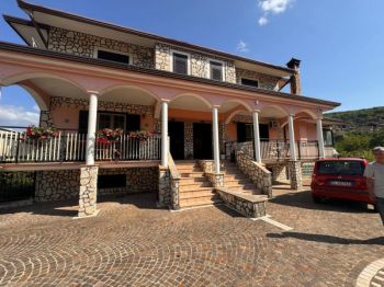 Vivienda similar