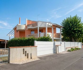 Vivienda similar