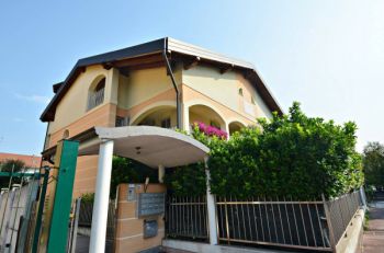 Vivienda similar